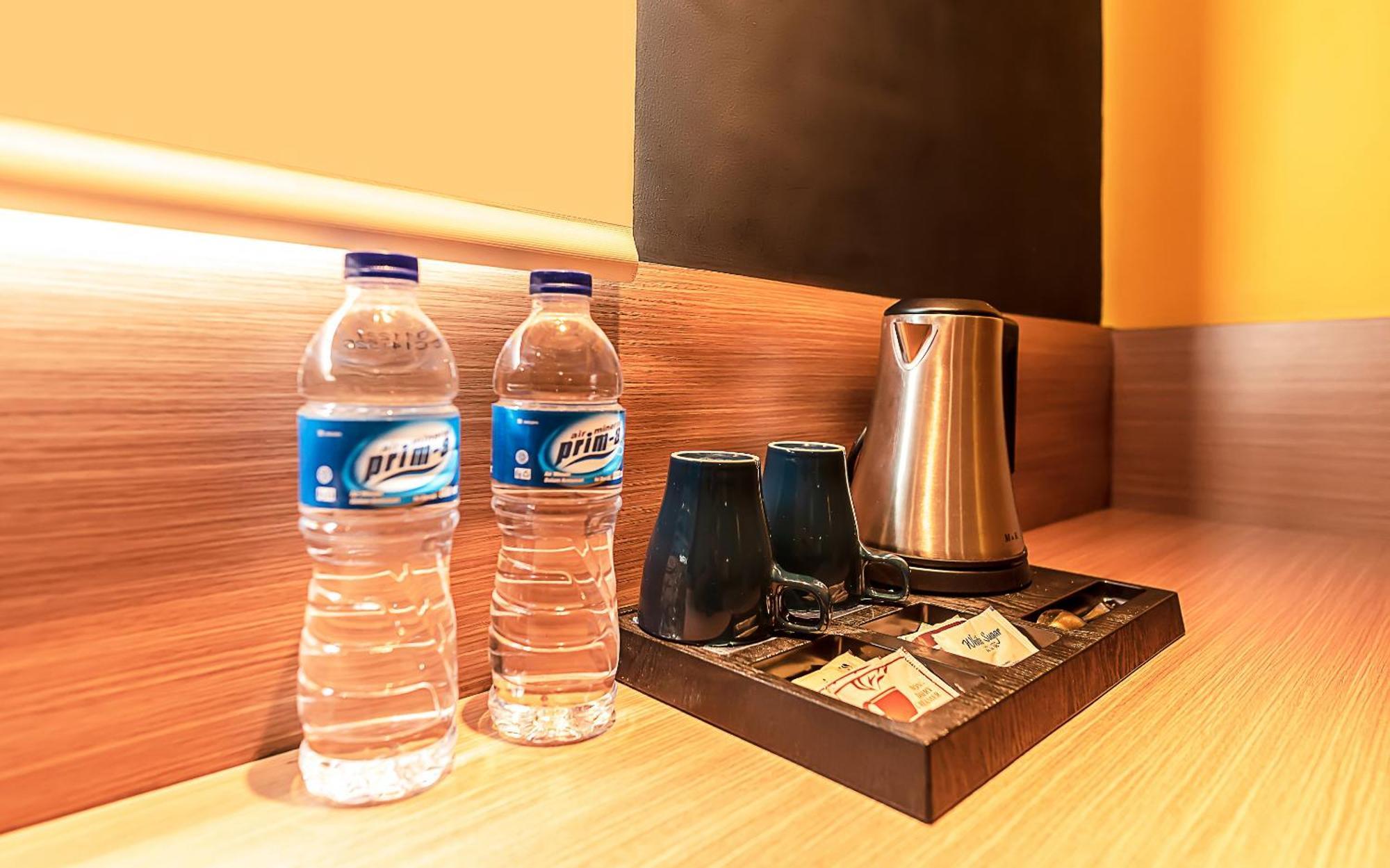 ホテル イエロー ビー タンゲラン 部屋 写真